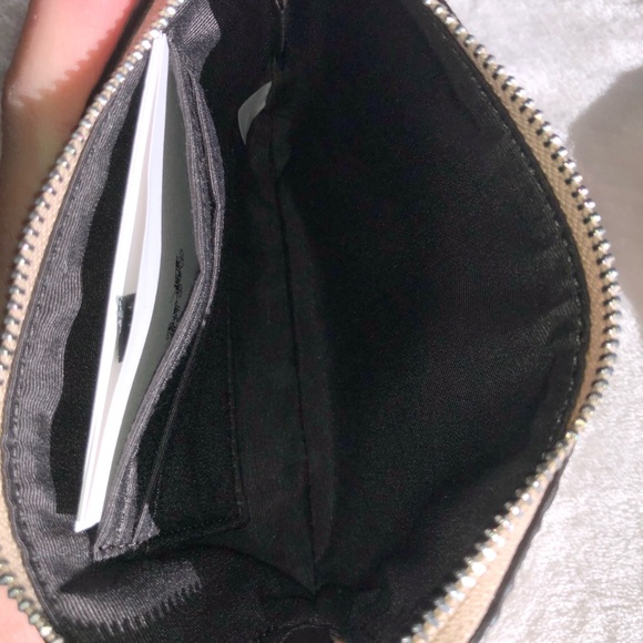 🔥NEW🔥 Coach  corner zip wristlet - Picture 3 of 7